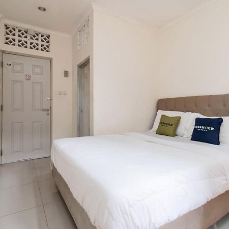 Urbanview Hotel Minongga Pondok Labu By Reddoorz Jakarta Exterior foto