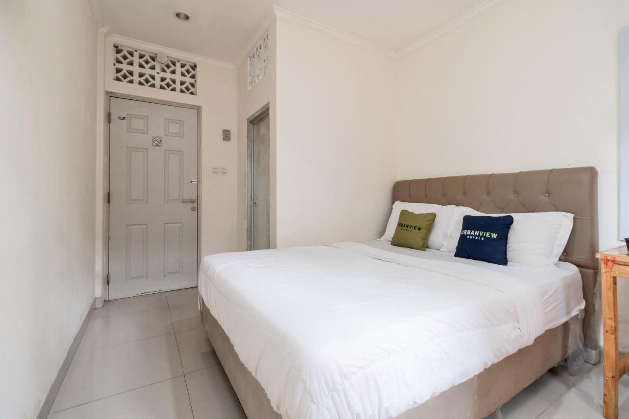 Urbanview Hotel Minongga Pondok Labu By Reddoorz Jakarta Exterior foto
